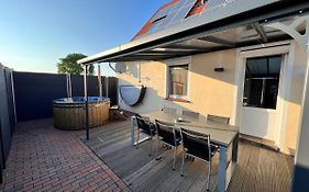Ferienwohnung Neubörger mit Hottub